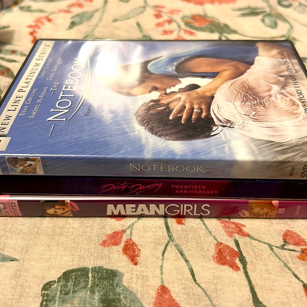 3 DVDs